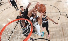 西部对决再现，国王面对爵士重重困难