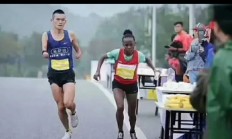 B体育体育网址-非洲选手在国际赛事中脱颖而出，收获掌声的简单介绍