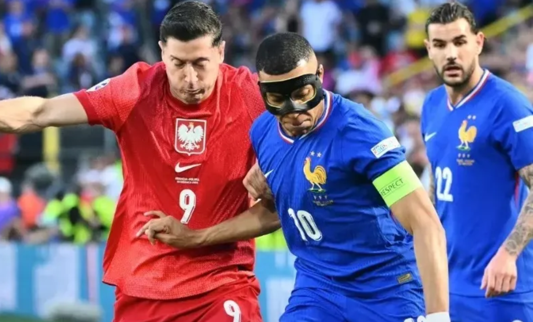 荷兰队与奥地利队硬仗相逢,角逐胜负的简单介绍 荷兰队与奥地利队硬仗相逢,角逐胜负的简单介绍