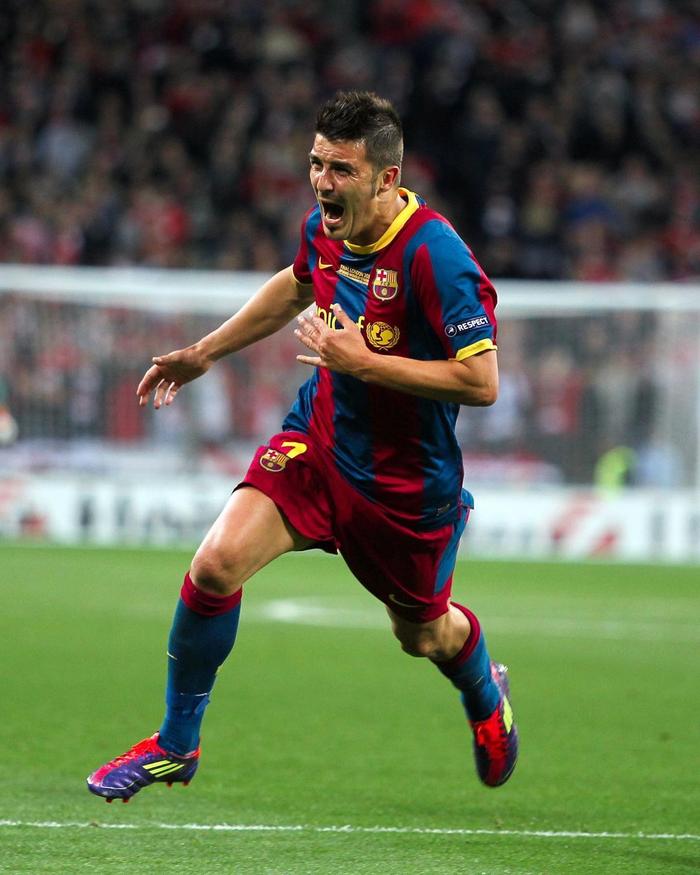 曼联不敌巴塞罗那,欧冠出局命运未定 曼联不敌巴塞罗那,欧冠出局命运未定