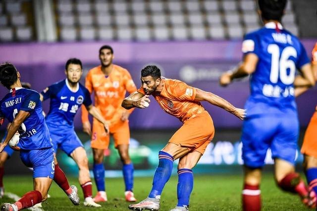 河南建业主场大胜,豪取三分 河南建业主场大胜,豪取三分