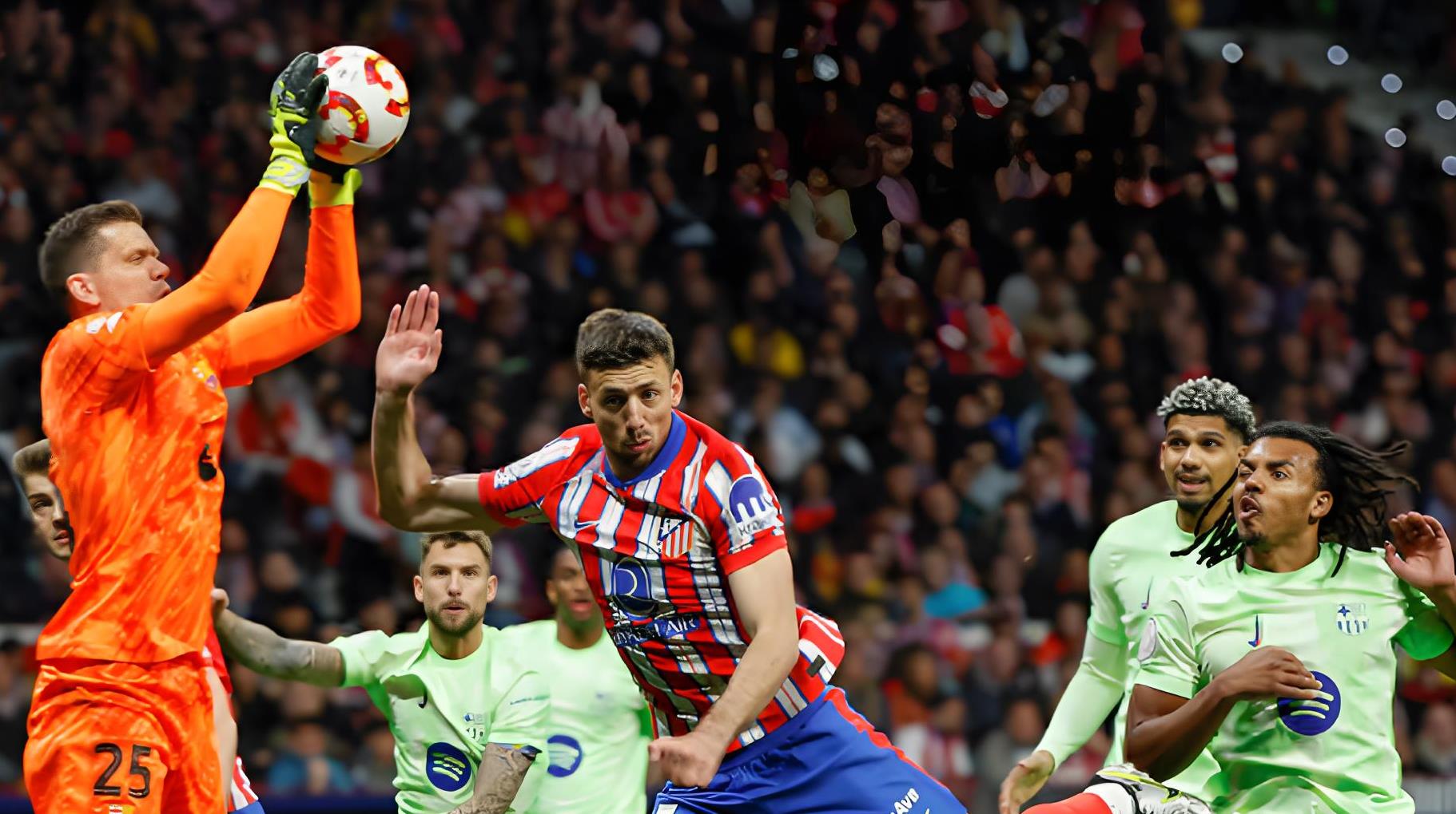 关于主队连续进球击败对手,赢得全场欢呼的信息 关于主队连续进球击败对手,赢得全场欢呼的信息