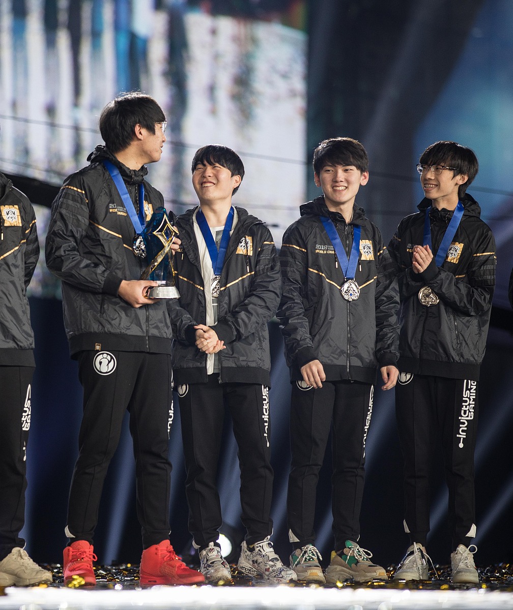 日本苦战男子排球比赛取胜晋级,一路凯歌的简单介绍 日本苦战男子排球比赛取胜晋级,一路凯歌的简单介绍