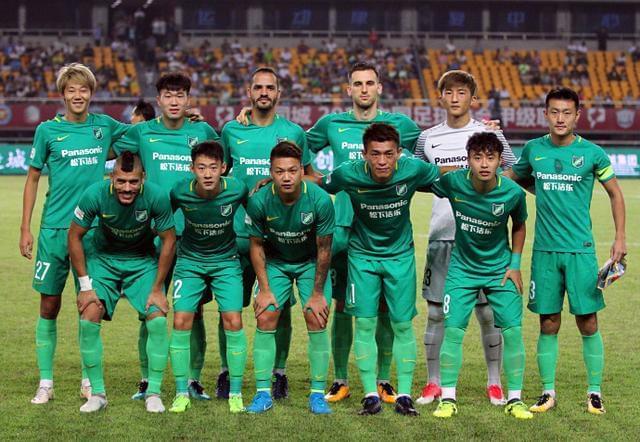 关于大连一方客场输给杭州绿城，积分榜排名下滑的信息