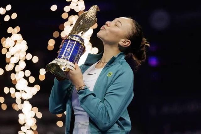 全球体育赛程,选手斩获荣耀称号的简单介绍 全球体育赛程,选手斩获荣耀称号的简单介绍